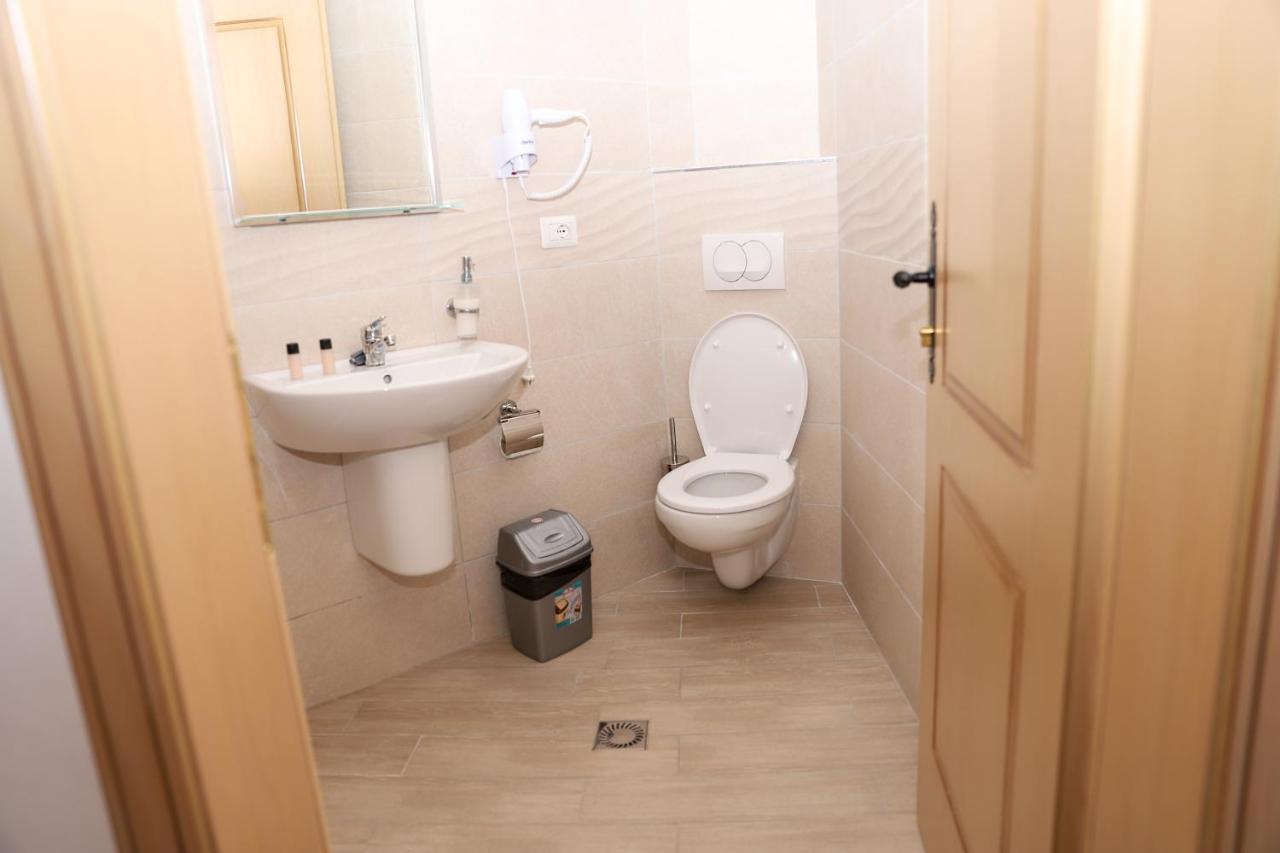 Hotel Borklad Berat Zewnętrze zdjęcie
