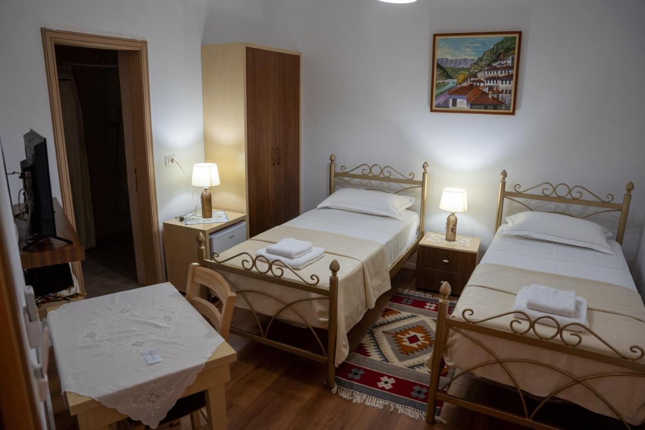 Hotel Borklad Berat Pokój zdjęcie